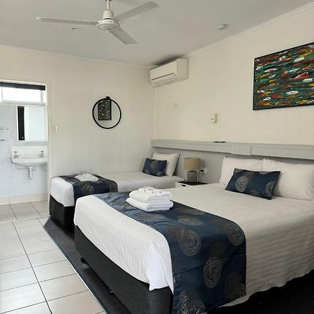 Charm City Motel Bundaberg Esterno foto